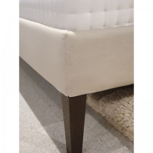 Bed+Hoofdbord+inlegbodem beige