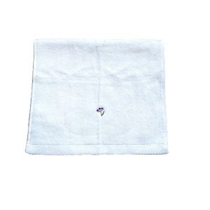 gastdoekje geborduurd 00 white lila b